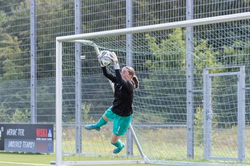 Bild 21 - Saisonstart Oberliga